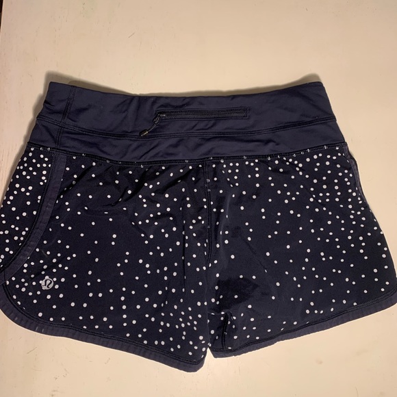 Lululemon shorts - Picture 2 of 3